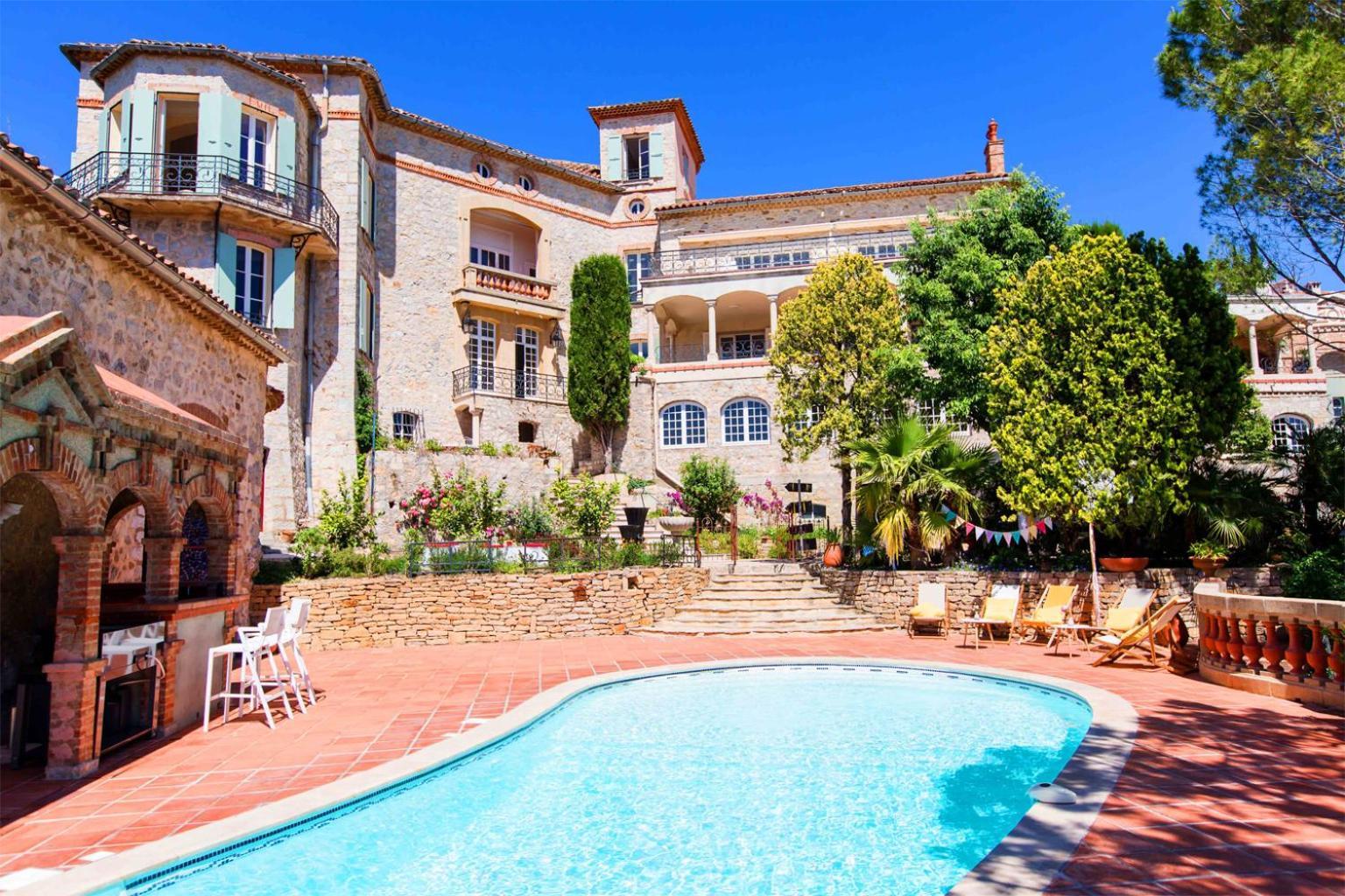 Le Chateau Des Costes Ле Кастеле Екстериор снимка